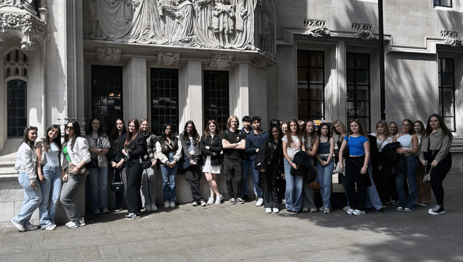 Group of students on a trip to London