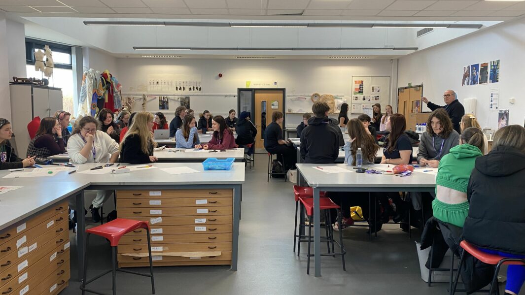 Art class with students doing a workshop