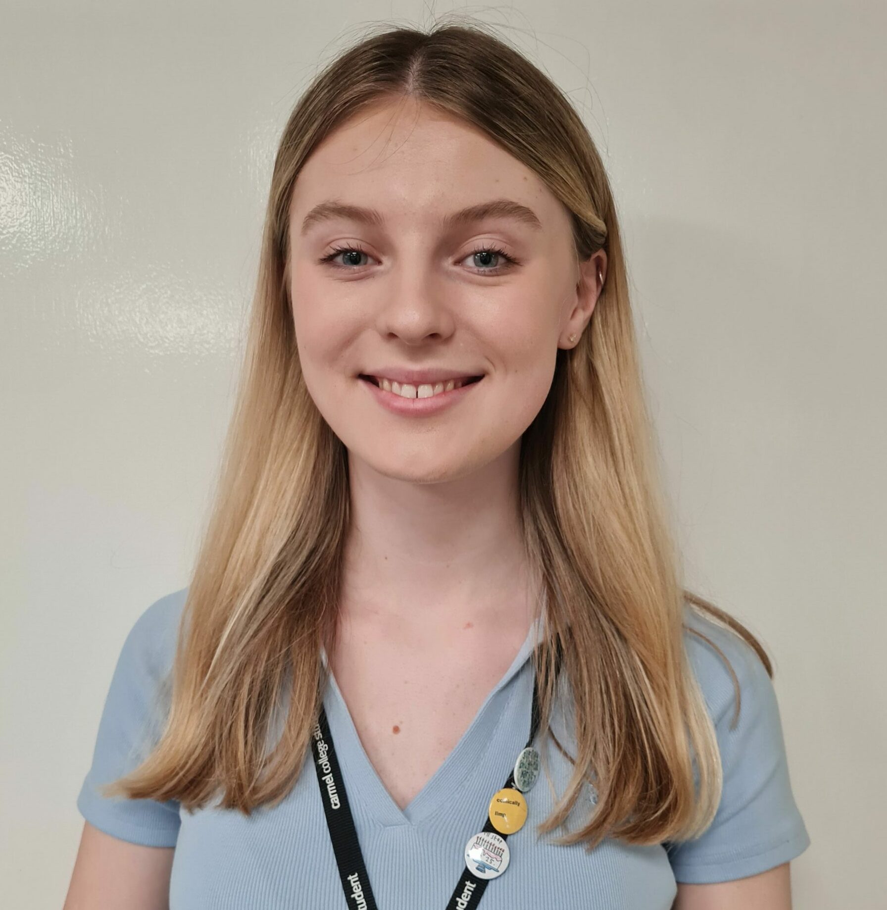 Image of female student Holly Atherton