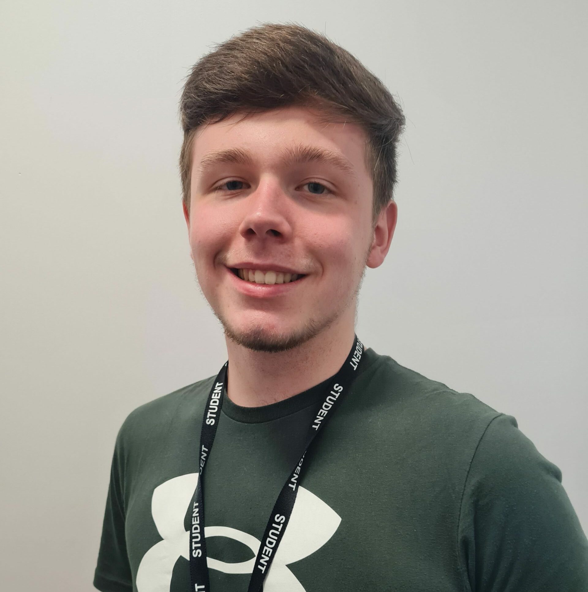 Image of male student Nathan Valentine