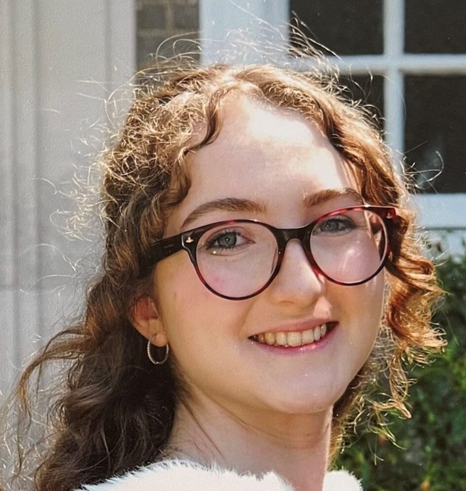 Photo of alumni student Charlotte Bond