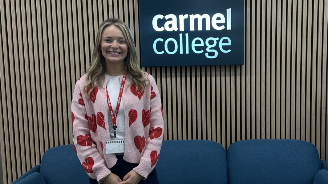 scouse scientist Holly Ellis