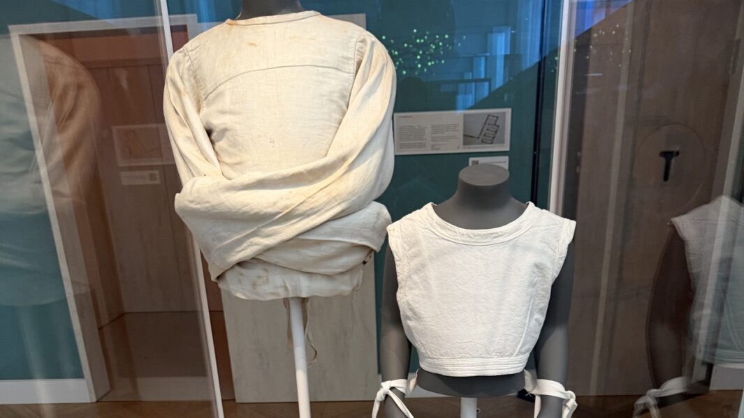straight jacket