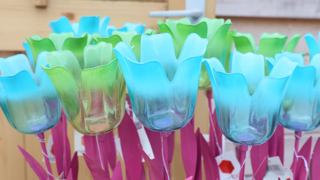 garden candle holders
